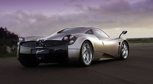 Компания Pagani готова представить модель Huayra