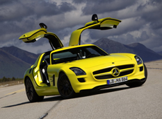 Mercedes-AMG дорабатывает SLS AMG E-CELL