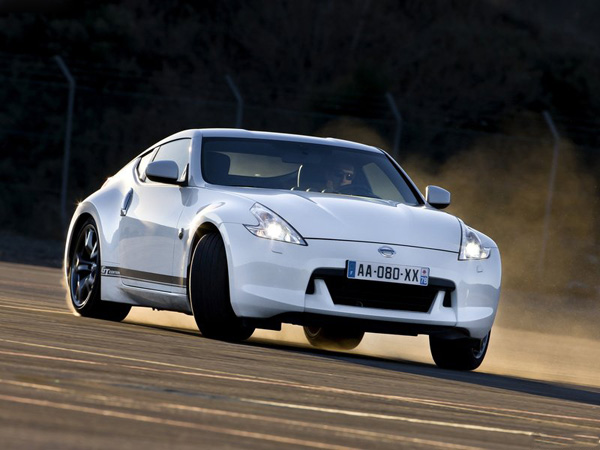 Nissan готовит ограниченную версию 370Z GT Edition