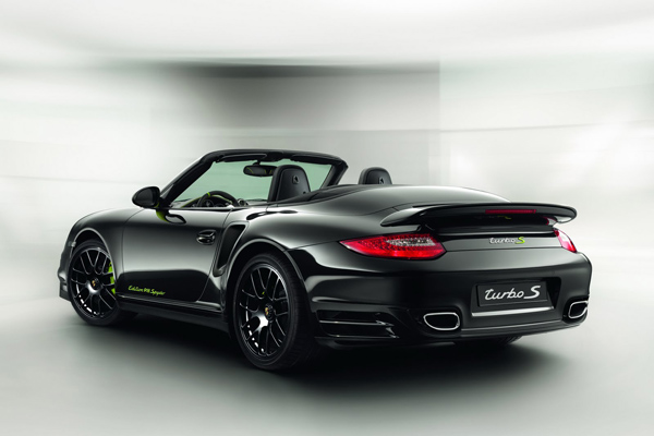 Porsche представил 911 Turbo S "Edition 918 Spyder"