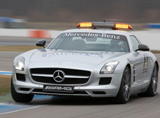 Mercedes-Benz SLS AMG - автомобиль безопасности