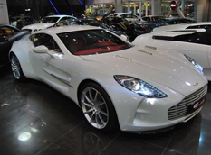 Дубайский Aston Martin One-77