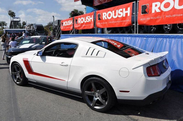 Roush Performance представит RS3 Mustang 2012