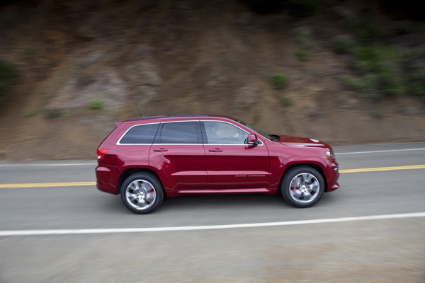 Jeep представил новый Grand Cherokee SRT8