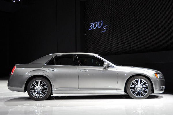 Chrysler презентовал 300 S 2012 модельного года