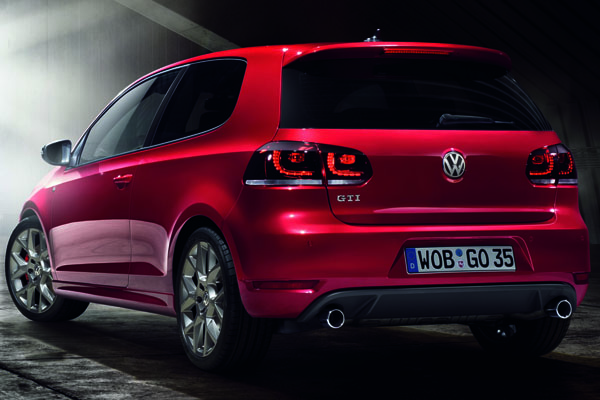 Volkswagen готовит юбилейный Golf GTI Edition 35 