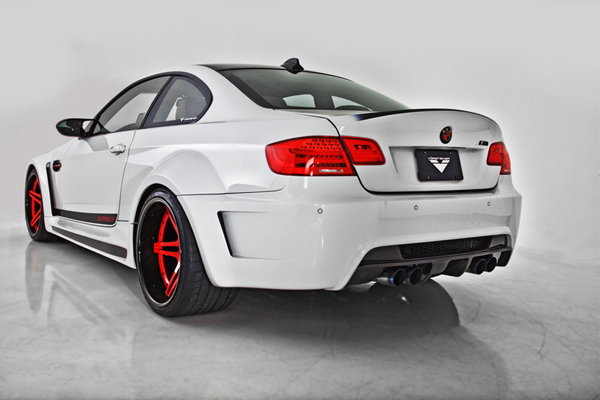 BMW M3 GTRS3 Candy Cane в тюнинге Vorsteiner 