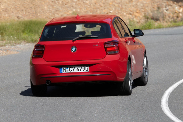 BMW обнародовал официальные фото 1-Series 2012 