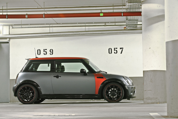 Ателье CoverEFX добавило драйва MINI Cooper S