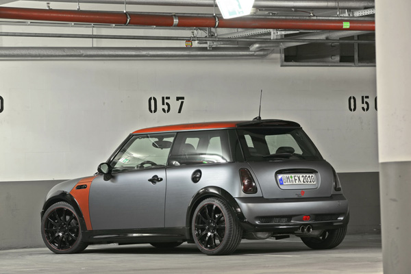 Ателье CoverEFX добавило драйва MINI Cooper S