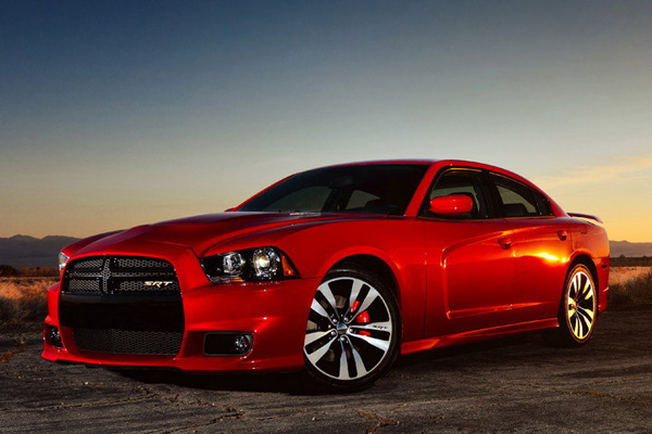 Chrysler 300 и Dodge Charger SRT8 станут мощнее 