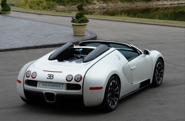 Bugatti Veyron Grand Sport Sang Blanc