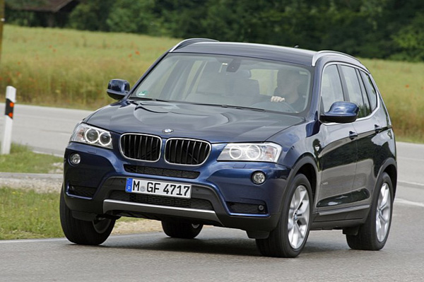 BMW X3 получил версии xDrive20i и xDrive35d