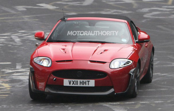 Jaguar XKR-S Convertible 2012 без камуфляжа