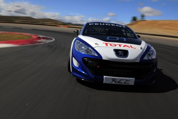Peugeot построил гоночный болид RCZ Racing 