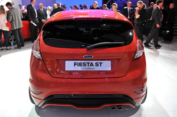 "Горячий" Ford Fiesta ST пока еще не пойдет в серию