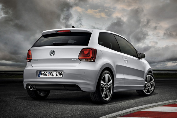 Volkswagen Polo обзавелся спортивным пакетом R-Line 