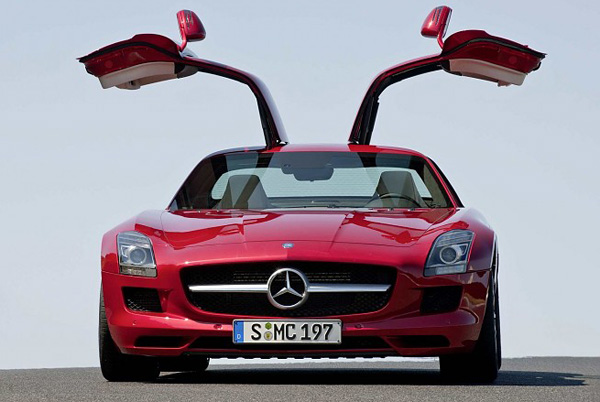 AMG подтвердило создание «маленького» SLS AMG