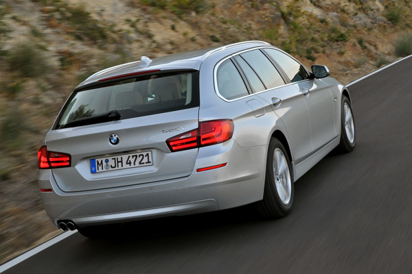 Новые модели BMW 5-Series поступили в продажу