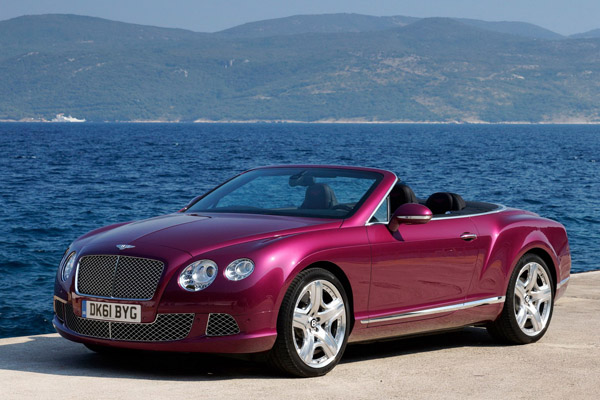 Bentley представил новый Continental GTC