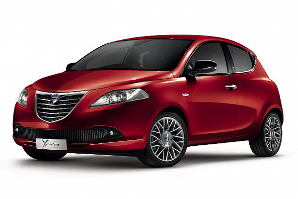 Lancia покажет специальную версию Ypsilon Black&Red 