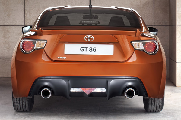 Toyota официально представила спорткупе GT 86