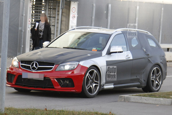 Mercedes-Benz готовит C 63 AMG Estate Black Series