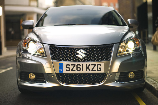 Suzuki Kizashi выходит на рынок Великобритании