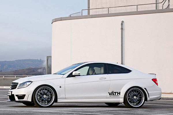 Mercedes-Benz C63 AMG Supercharged от V&#196;TH