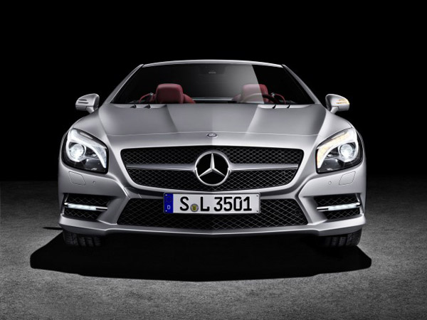 Официальные данные о Mercedes-Benz SL550 2013