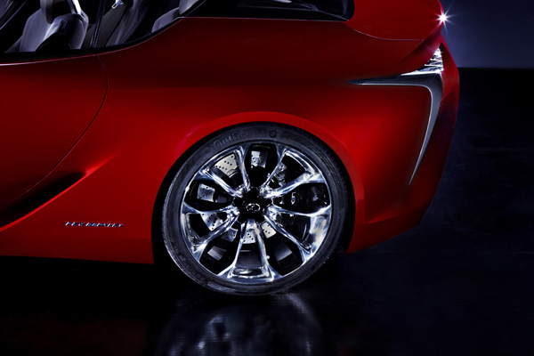 Новые фотографии концепта Lexus LF-LC