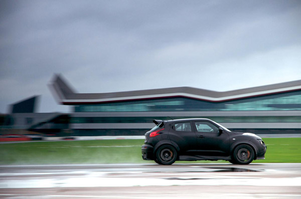 Официальные характеристики Nissan Juke-R