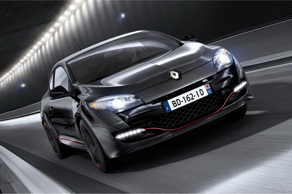 Renault представила обновленную линейку Megane