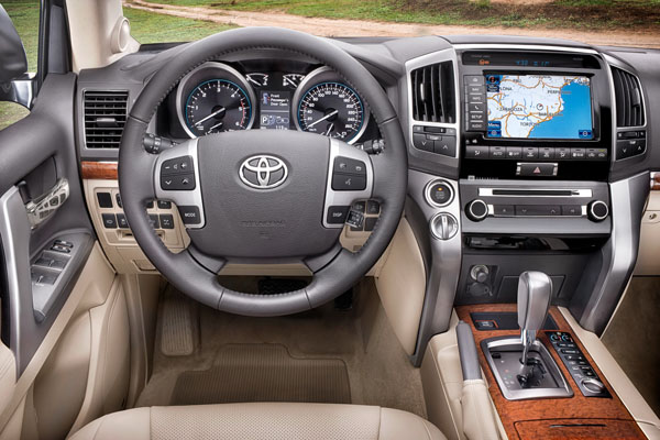 Toyota показала американский Land Cruiser 2013 