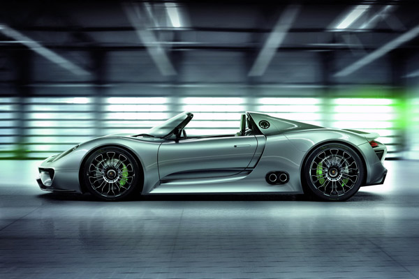 Новые данные о Porsche 918 Spyder Hybrid