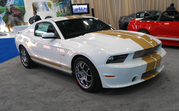 Представлена юбилейная серия Mustang от Shelby