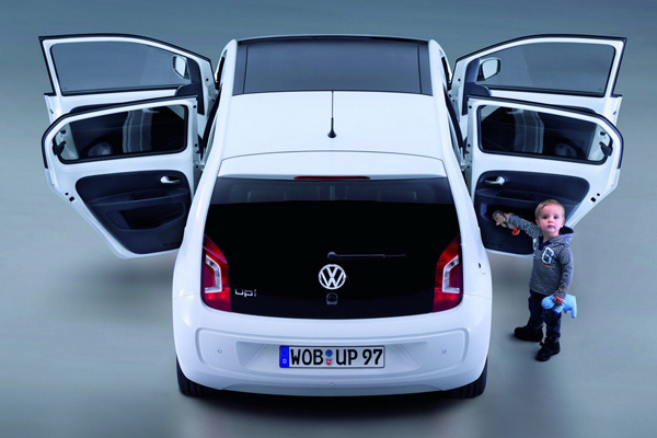 Volkswagen презентовал пятидверный up! 