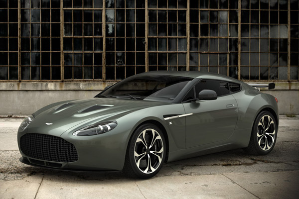 Aston Martin покажет V12 Zagato в Кувейте