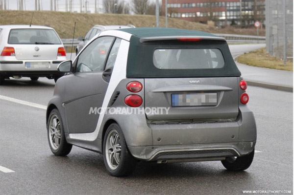 Новые фотографии обновленного Smart ForTwo