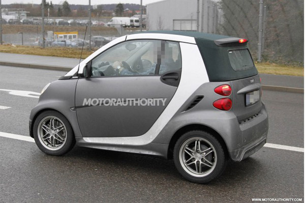 Новые фотографии обновленного Smart ForTwo