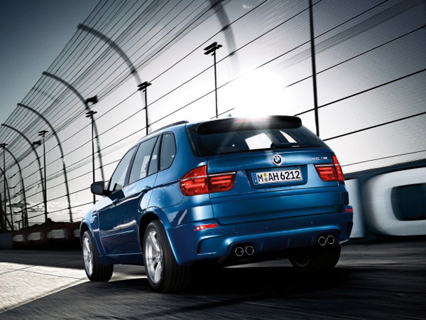 Официальные данные о BMW X5 M 2013