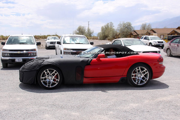 Новый тизер Dodge Viper SRT 2013