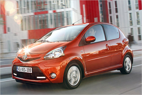 Toyota Aygo Fire и Ice Special Edition
