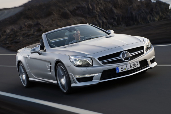 Mercedes полностью рассекретил SL63 AMG 2013