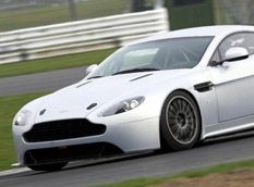 Aston Martin представил Vantage GT4