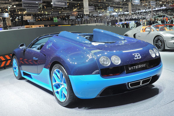 В Женеве показан Bugatti Veyron Grand Sport Vitesse