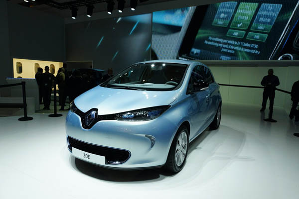 Renault представил электромобиль ZOE