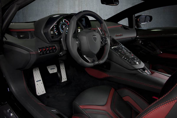 Mansory представил свой Lamborghini Aventador