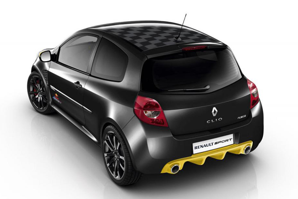 Clio RS Red Bull Racing RB7 - эксклюзив от Renault