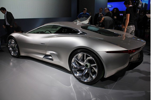 Микротурбинный Jaguar C-X75 останется концептом